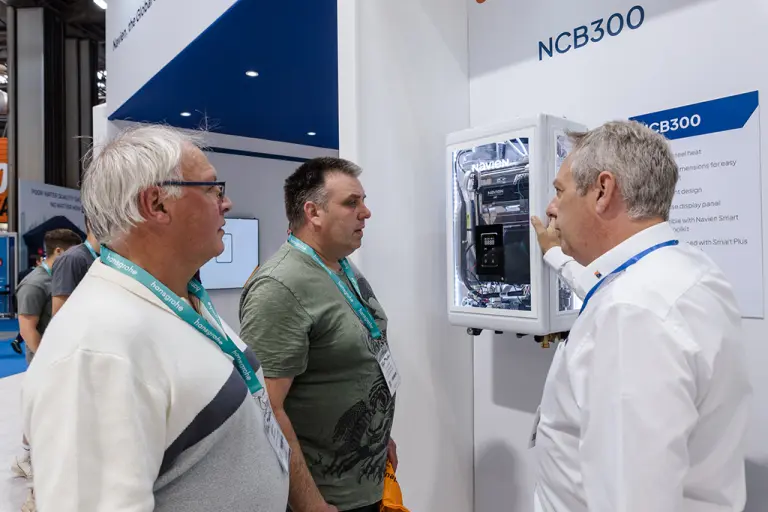 09a Navien InstallerShow2022 220621 0231 low.jpg web copy - Navien